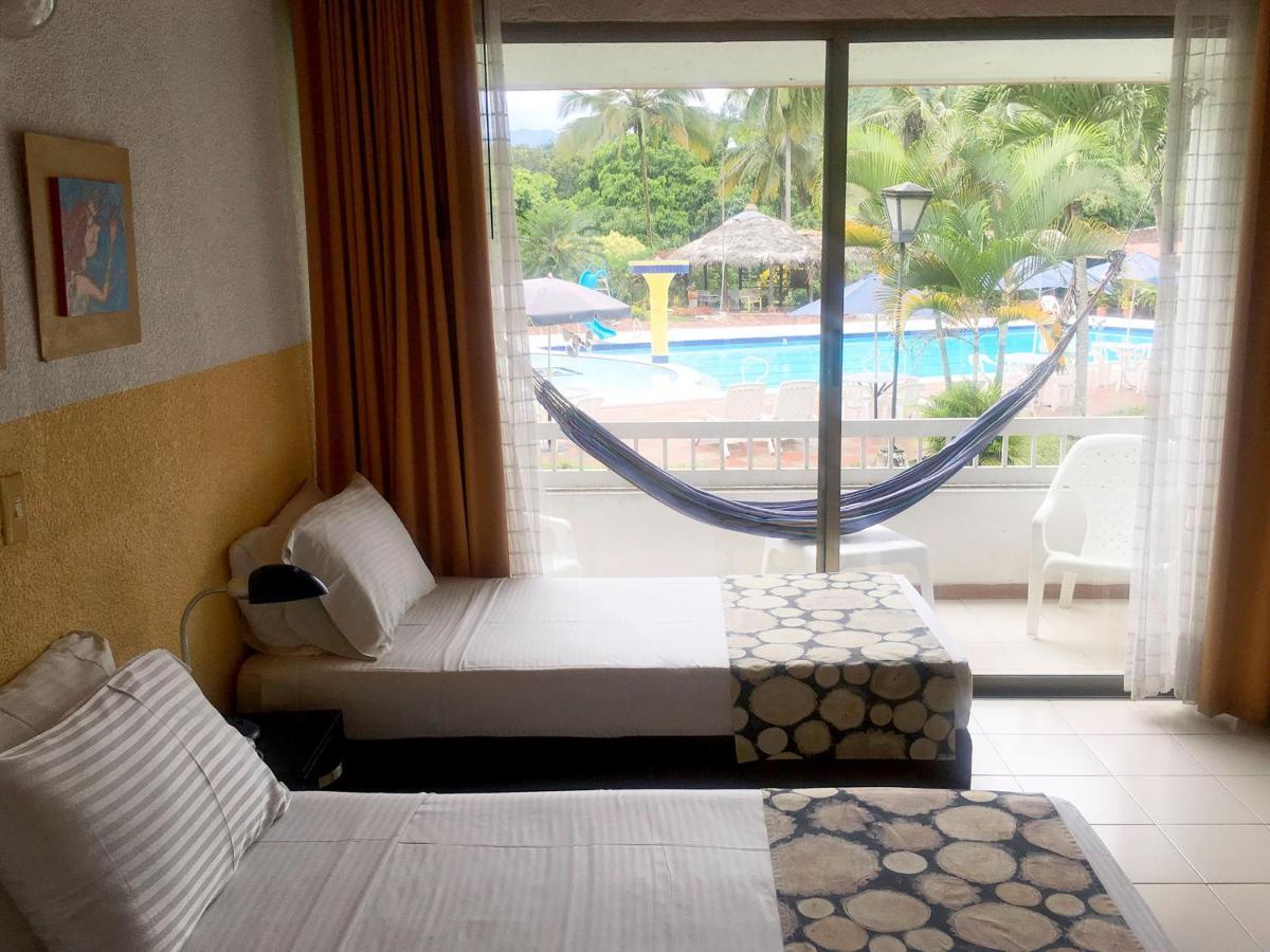Hotel Hacienda El Diamante Villeta Buitenkant foto