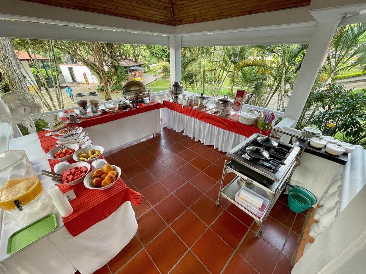 Hotel Hacienda El Diamante Villeta Buitenkant foto