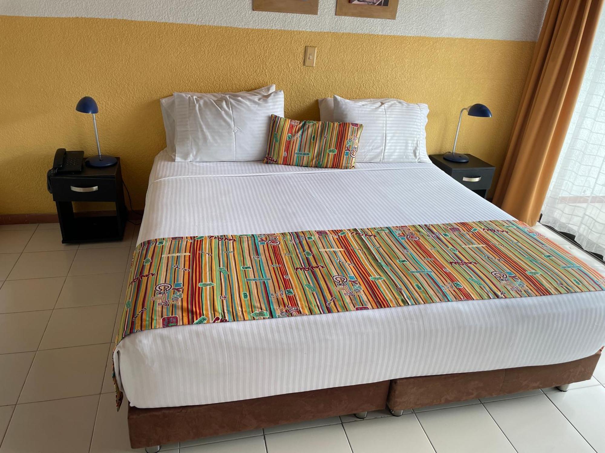 Hotel Hacienda El Diamante Villeta Buitenkant foto