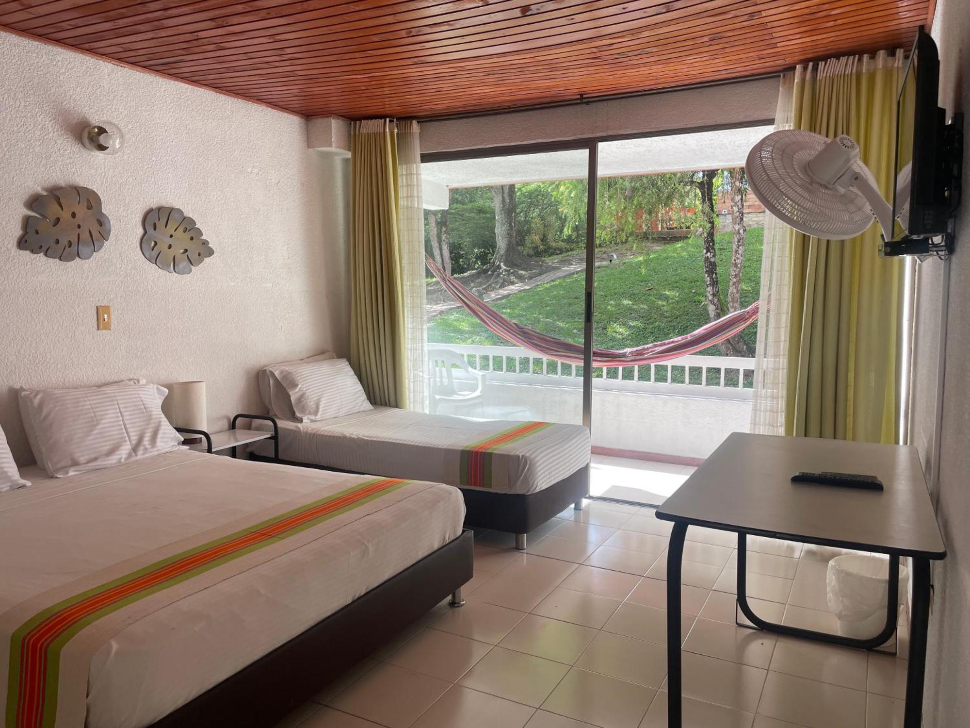 Hotel Hacienda El Diamante Villeta Buitenkant foto