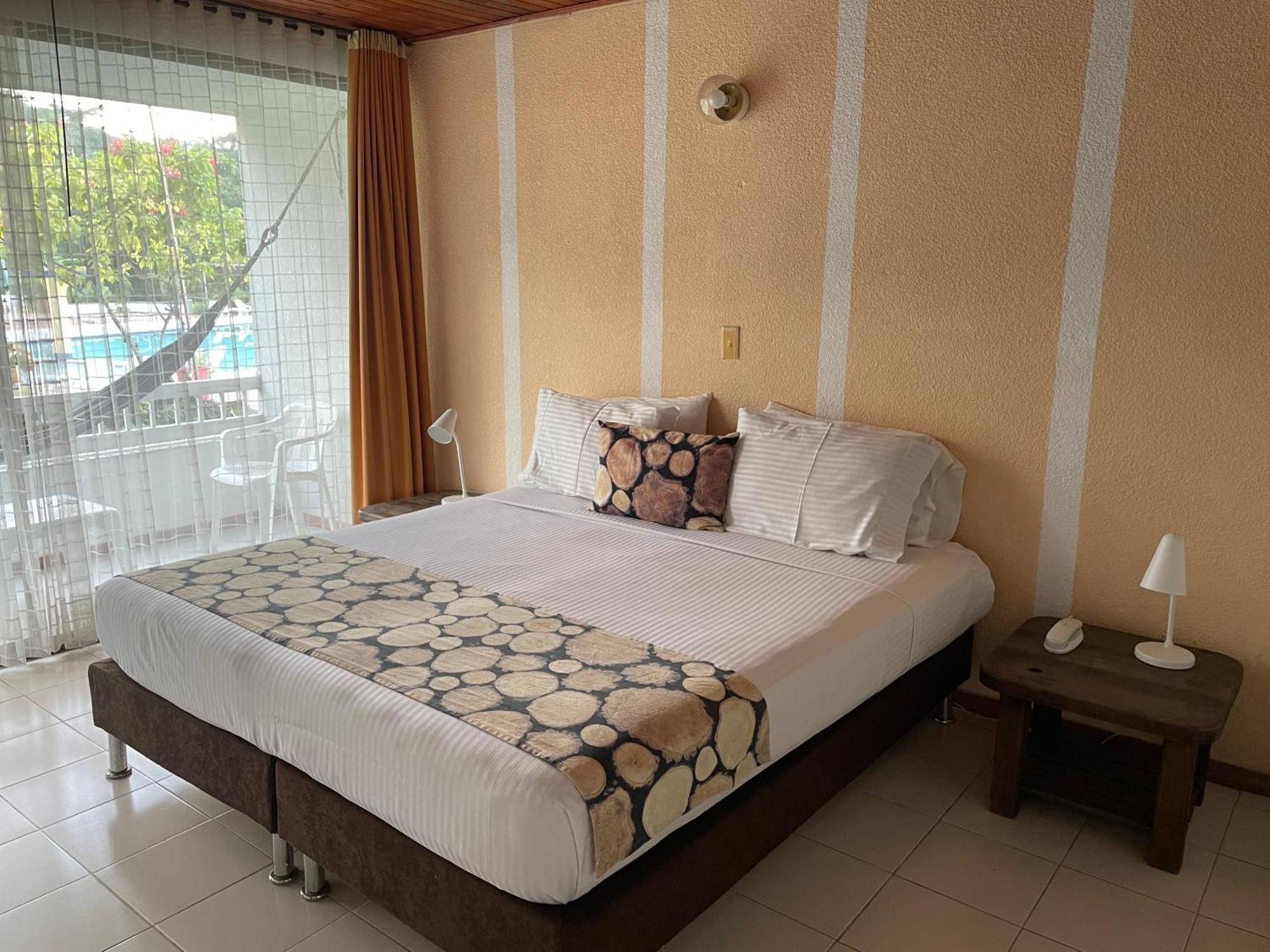 Hotel Hacienda El Diamante Villeta Buitenkant foto