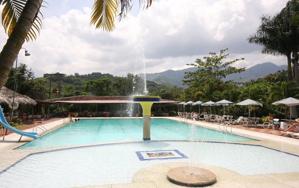 Hotel Hacienda El Diamante Villeta Buitenkant foto