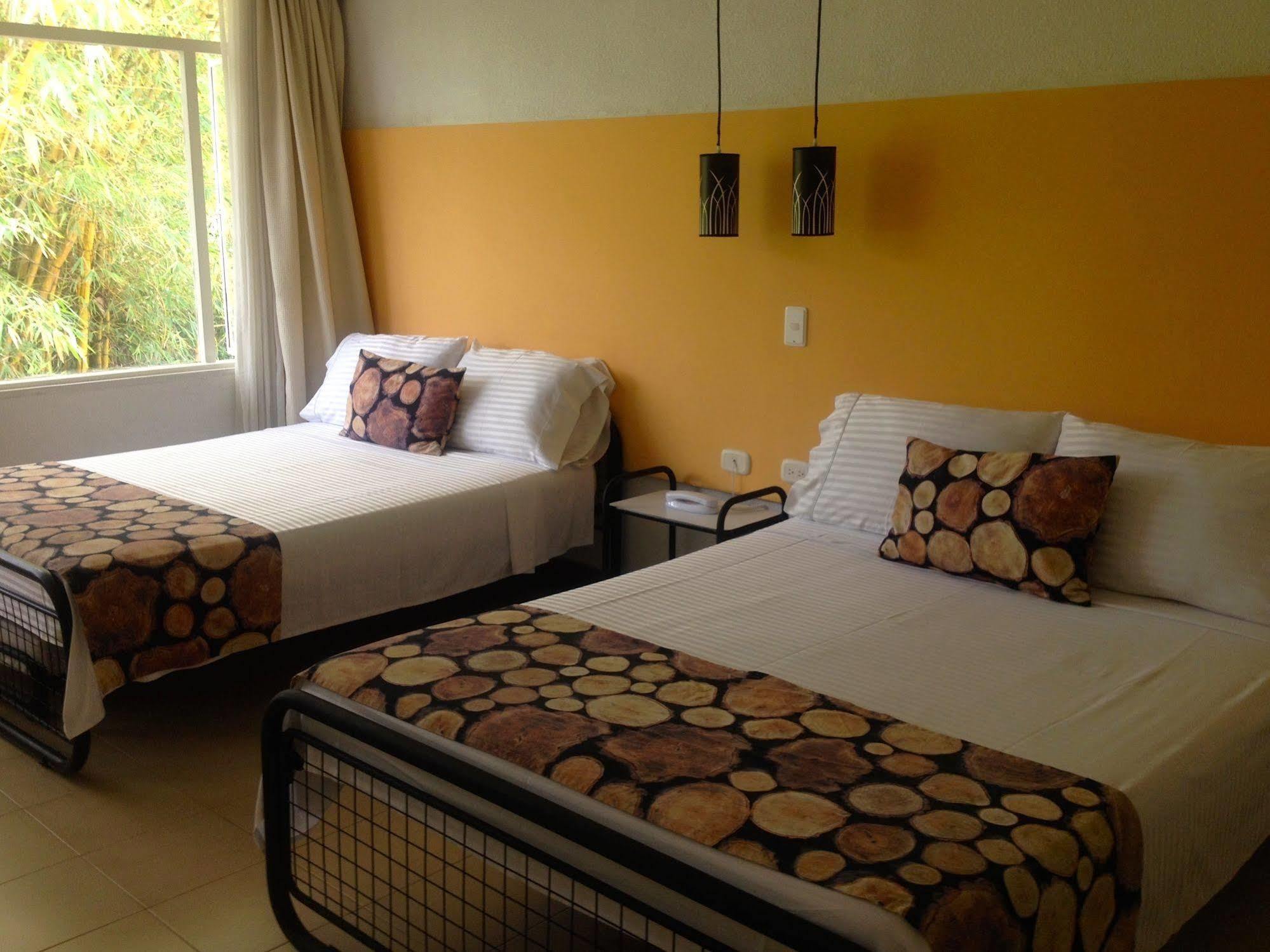 Hotel Hacienda El Diamante Villeta Buitenkant foto