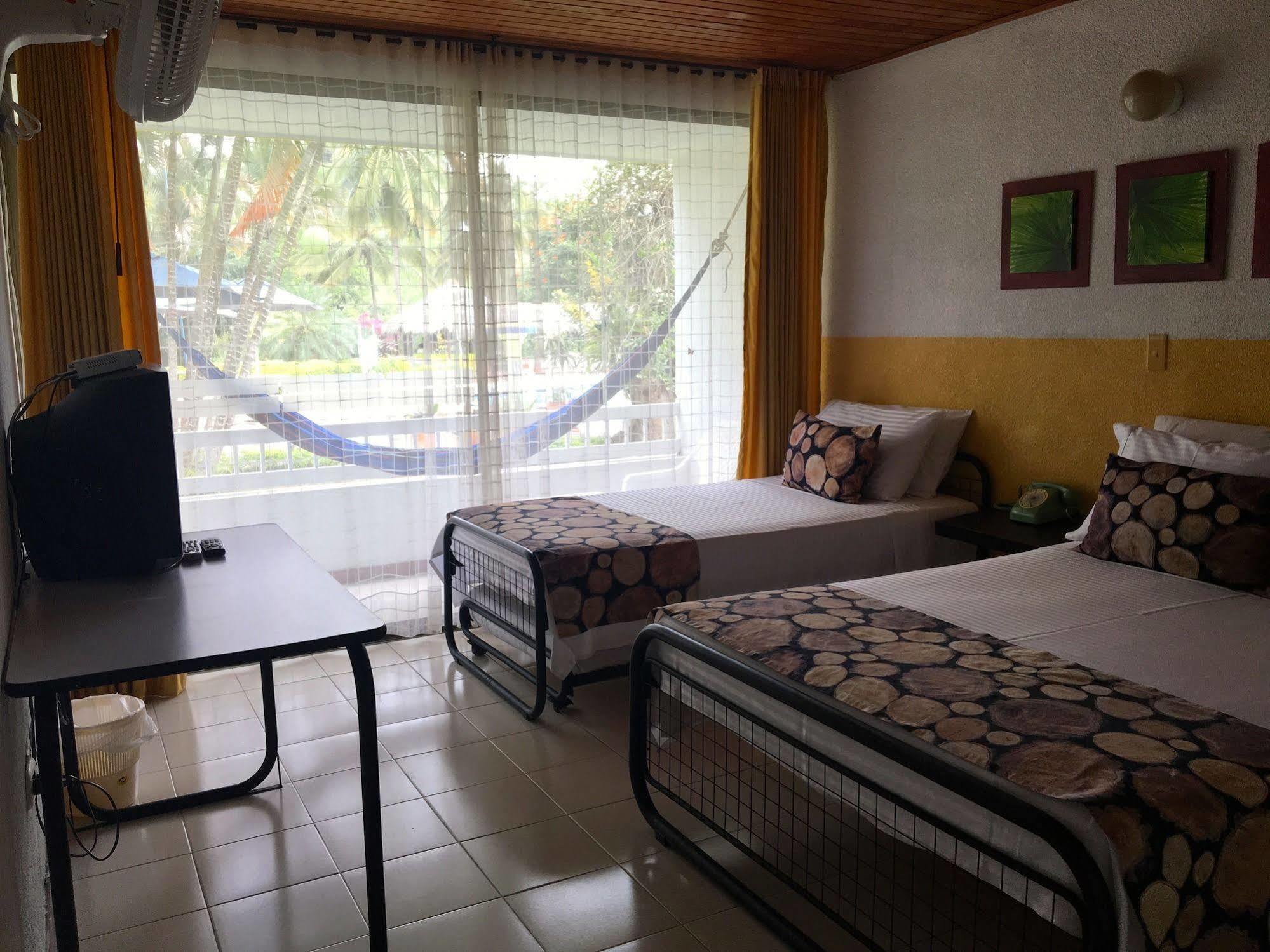Hotel Hacienda El Diamante Villeta Buitenkant foto