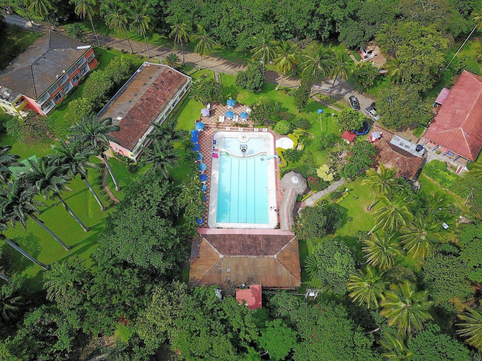 Hotel Hacienda El Diamante Villeta Buitenkant foto
