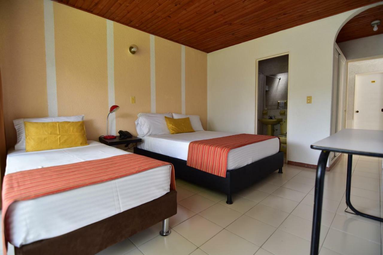 Hotel Hacienda El Diamante Villeta Buitenkant foto