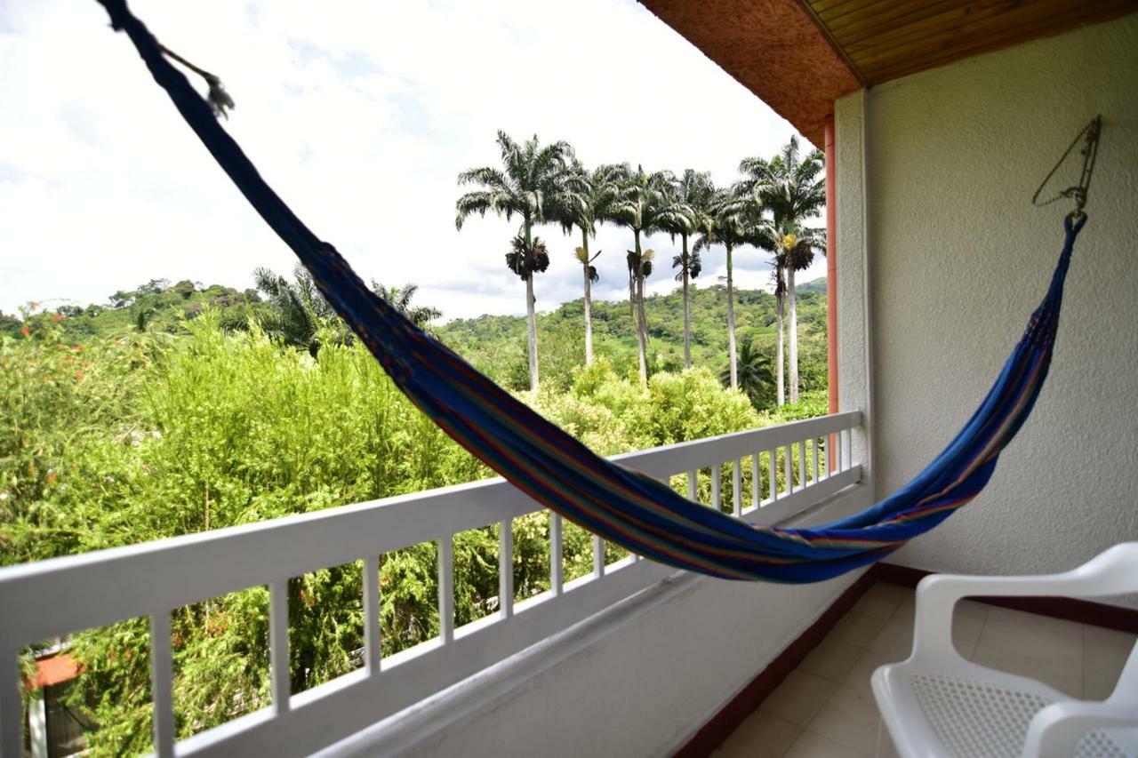 Hotel Hacienda El Diamante Villeta Buitenkant foto